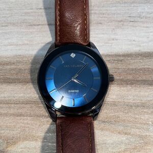 Van Heusen Watch Genuine Diamond Brown Strap Blue Face Watch new battery works